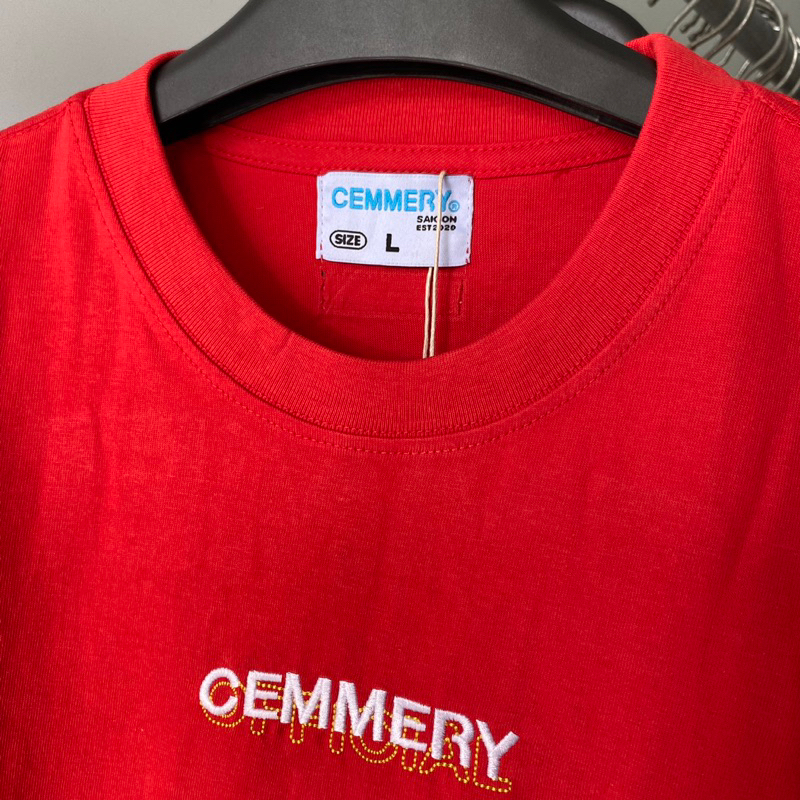 Áo Thun Cemmery Đỏ Thêu Xù Size L