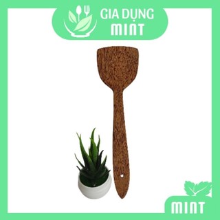 Sạn gỗ dừa bến tre dùng chảo chống dính, xẻng xào gỗ dừa an toàn tiện lợi