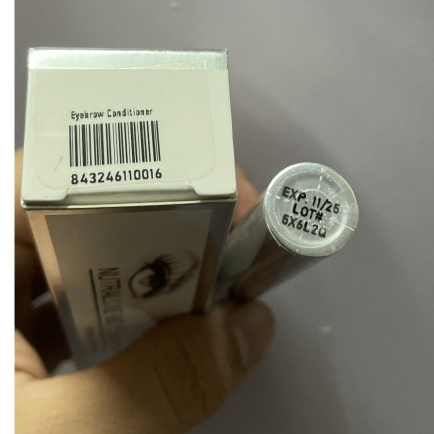 Thuốc mọc lông mày Nutraluxe MD Eyebrow - Bí quyết sở hữu đôi mày dày rậm quyến rũ