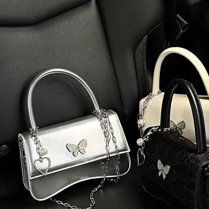 Túi đeo chéo kèm phụ kiện Butterfly