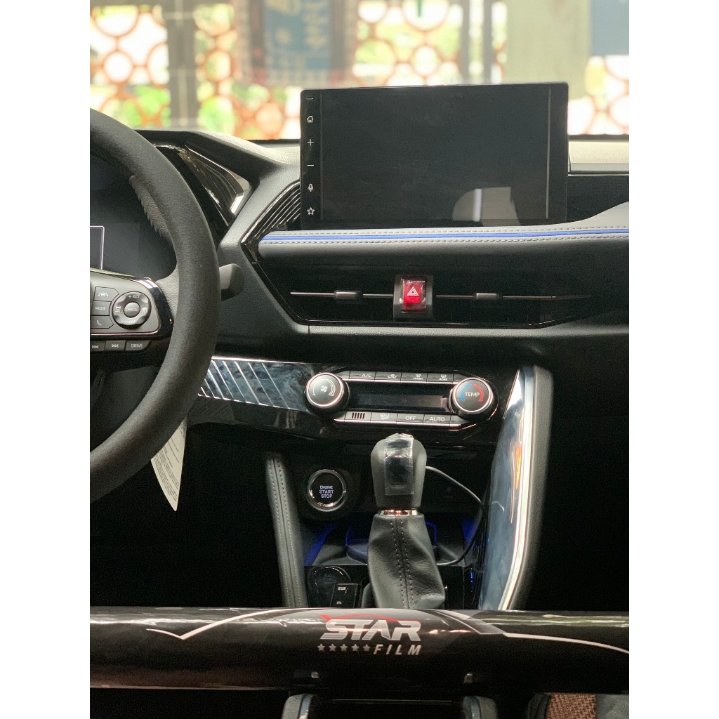 Toyota Yaris Cross PPF TPU chống xước tự hồi phục STARFILM