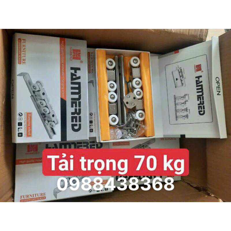 Bánh xe lùa treo 8 bánh tải trọng 70kg.