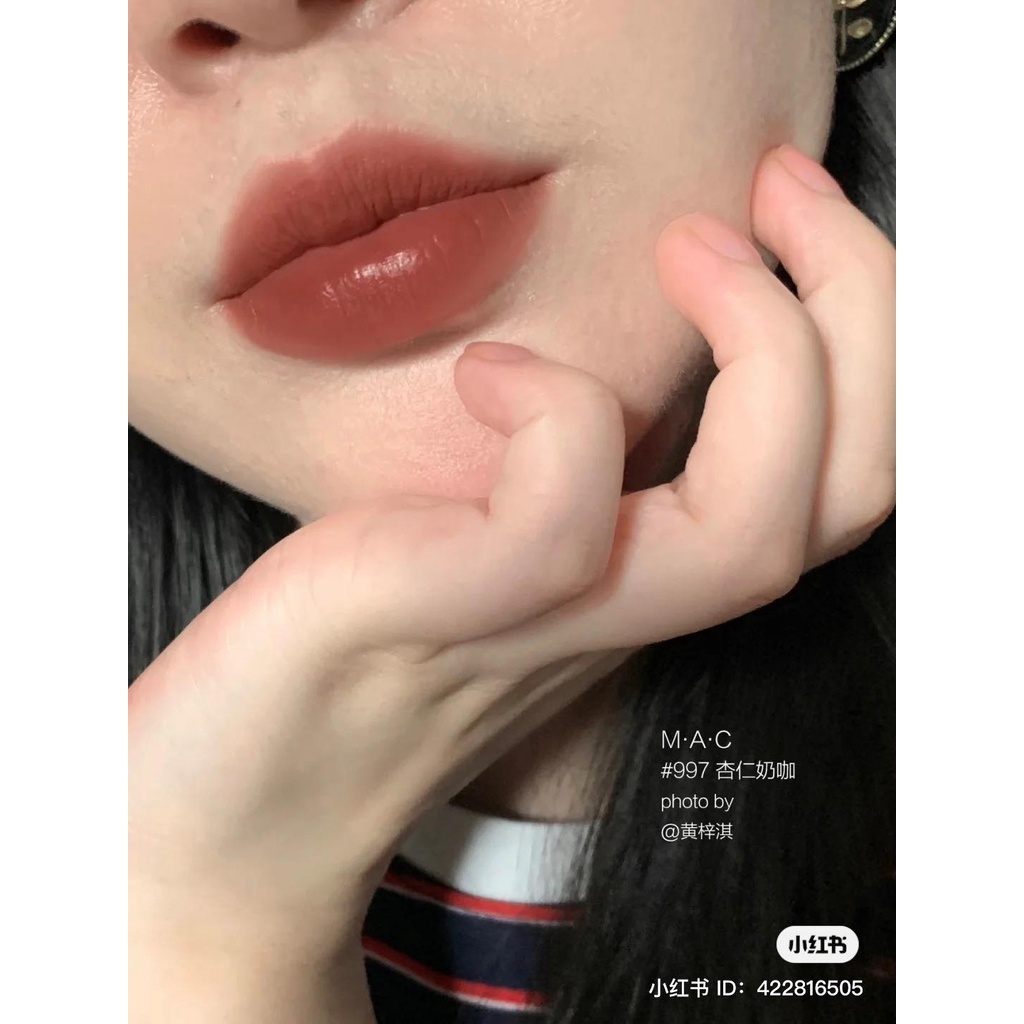 Son Kem MAC Power Kiss Liquid