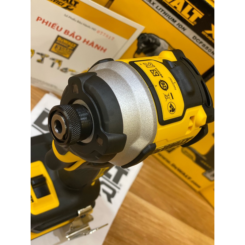Máy vặn vít Dewalt Dcf850 bản chính hãng bảo hành 3 năm