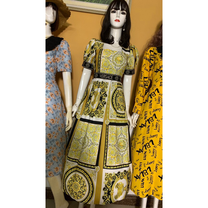 Đầm cổ vuông dài phối viền