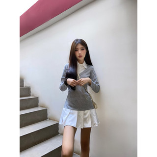 Peekaboo- Đầm Len Sơ Mi