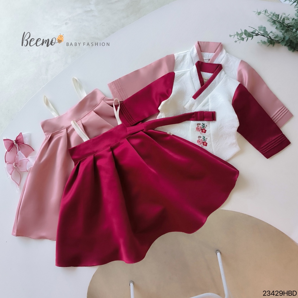 Bộ hanbok thêu hoa cho bé gái Beemo,Chất liệu vải gấm dày dặn, siêu mướt phối tafta cực kì đẹp, gồm áo gấm và váy B432