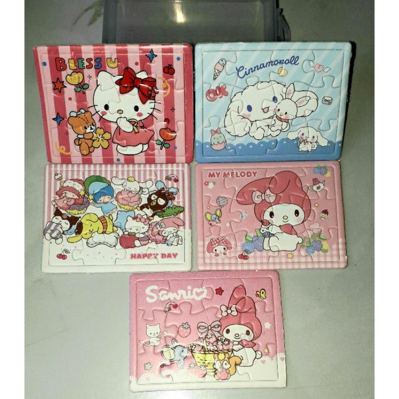 Hộp có 5 tờ ghép hình Gấu dâu hoặc Hoạt hình bằng giấy kích thước 4x6cm Giao hình ngẫu nhiên