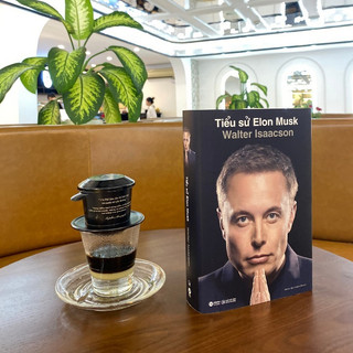 Sách - Tiểu Sử Elon Musk