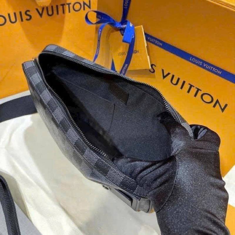 Túi xách LVV messengerr