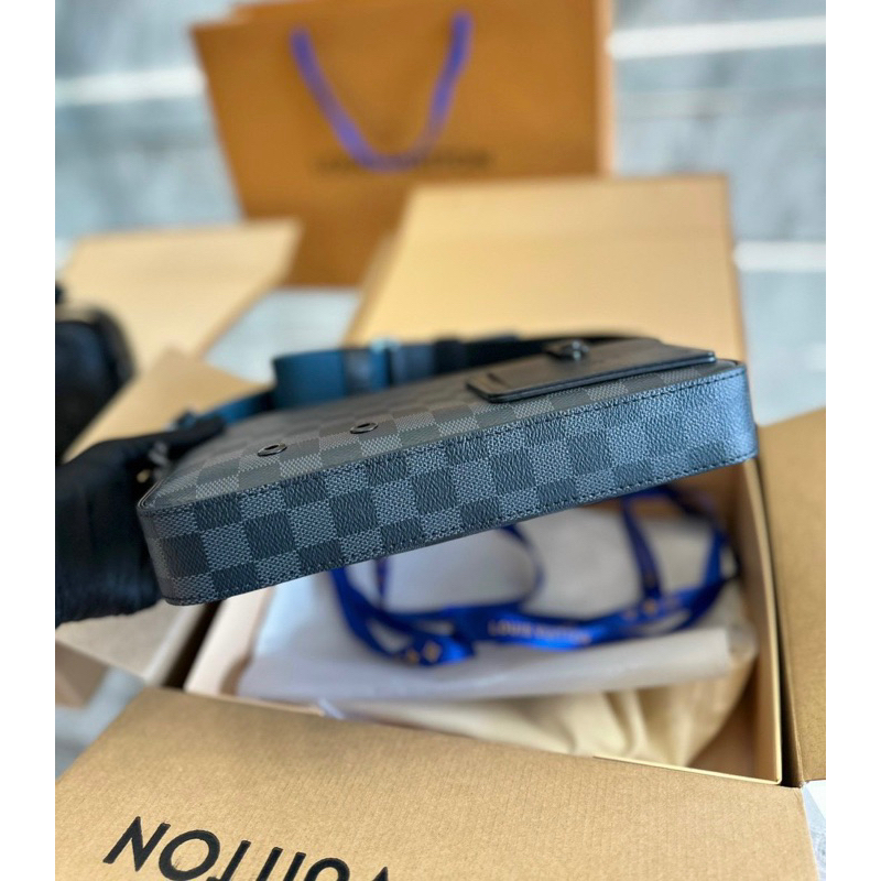 Túi xách LVV messengerr