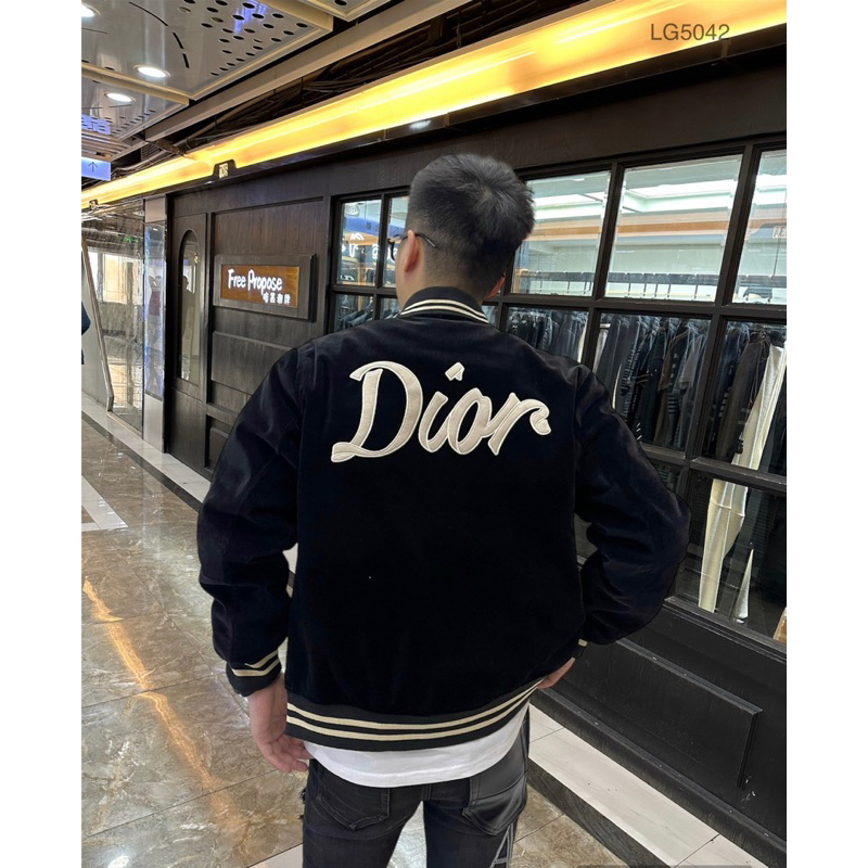 Áo Khoác Bomber Nam Nhung Tăm Trần Bông Thêu Da Lộn Chữ DlOR Cao Cấp