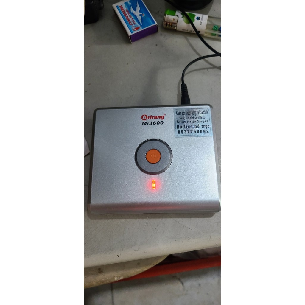 Bộ micro arirang Wireless Mi 3600 có đầu thu có remoster nguyên hộp