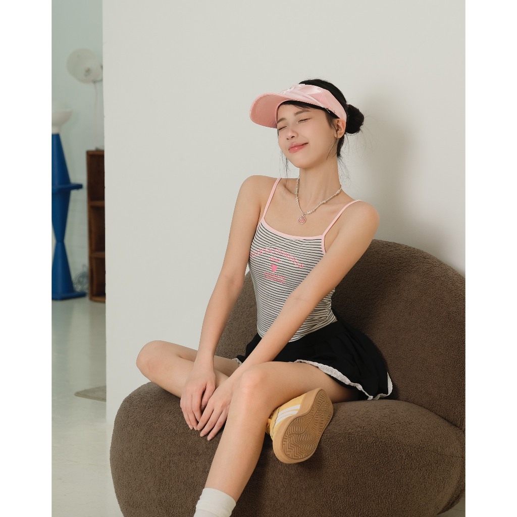 Áo croptop thun 2 dây MONÁ - FLIRTY