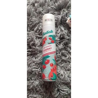Dầu gội khô Batiste Cherry 200ml