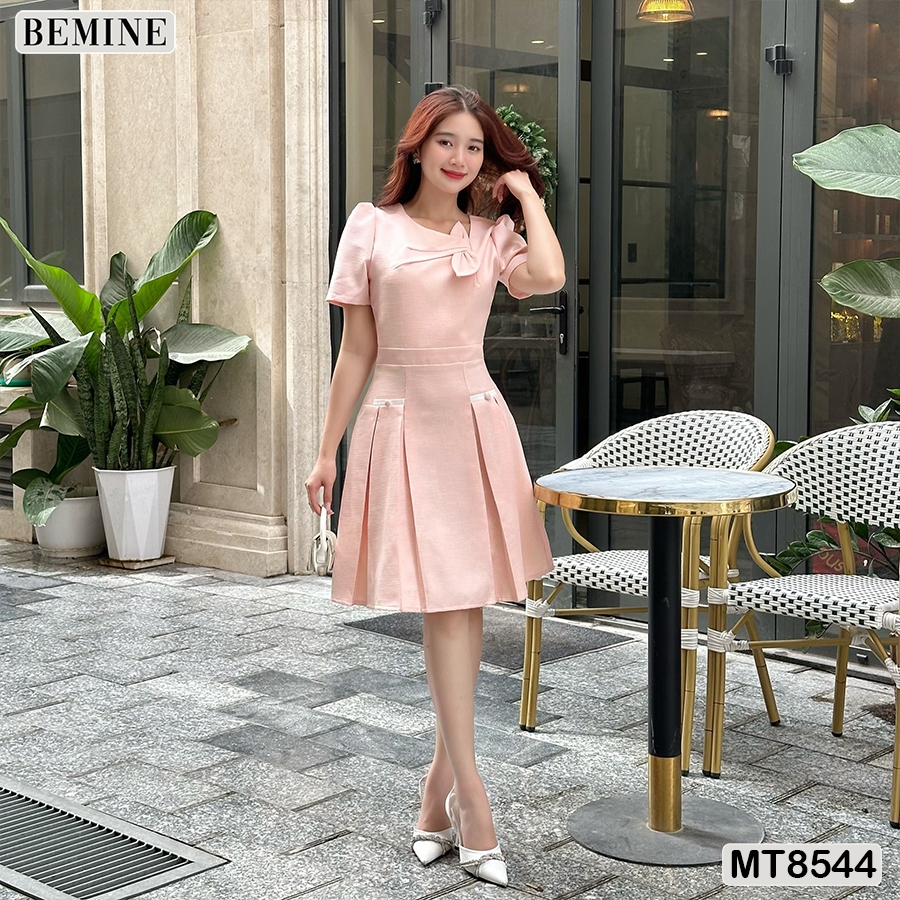 Đầm thiết kế cổ nơ tùng xếp ly BEMINE MT8544