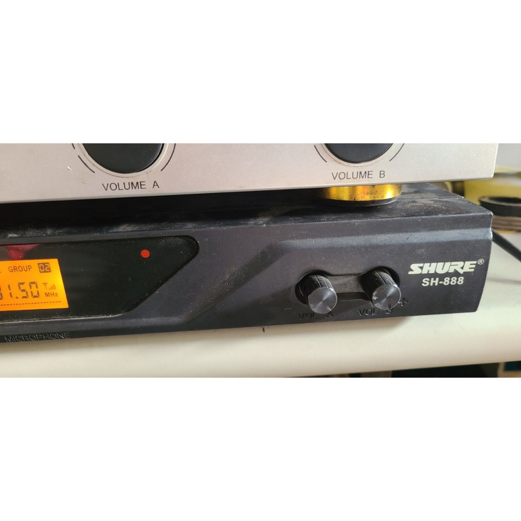 2 cái đầu thu còn lên nguồn, không có micro, bán xác