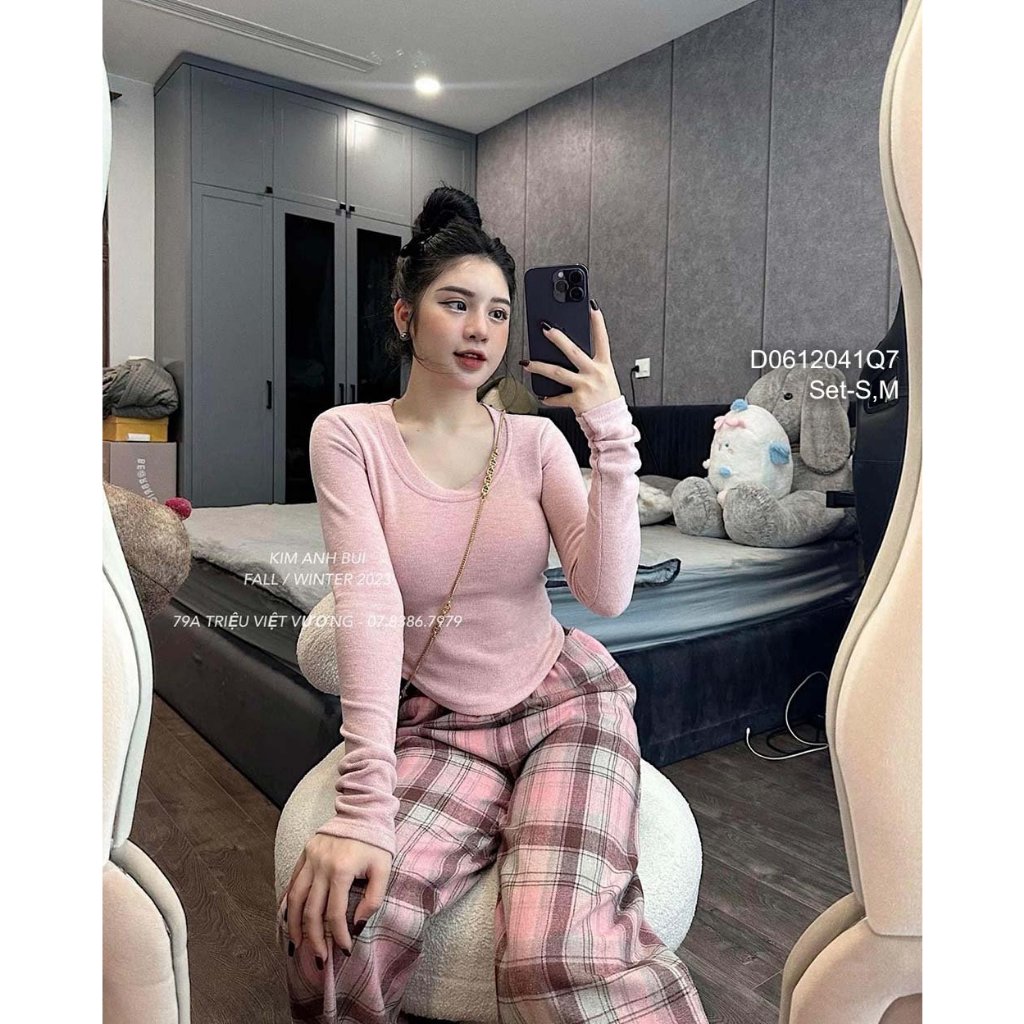 Set bộ áo tăm hồng ôm tay dài phối quần suông dạ kẻ caro hàng đẹp QC! TOMBI SHOP