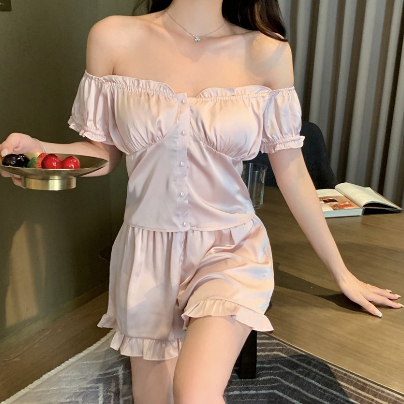 Đồ bộ mặc nhà lụa, áo mặc hai kiểu, bộ ngắn cách điệu đẹp, màu trơn, mặc thoải mái quyến rũ - Homewear/Sleepwear - SSH39