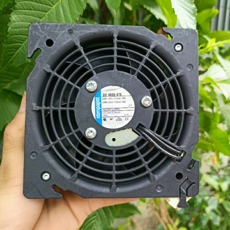 quạt 12cm x 12cm x 3.8cm 220V 18w ~19w EBM chính hãng