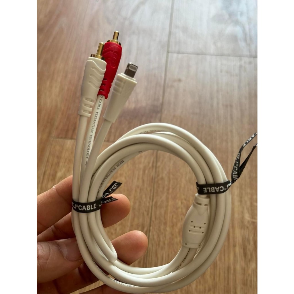 Dây cáp âm thanh iphone ra loa / Cáp lighting ra AV dài 1.8m tới 10m