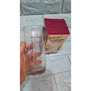 Ly thủy tinh chia vạch Glucena 300ml