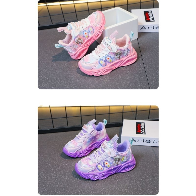 Giày thể thao sáng đèn cho bé gái từ 1 đến 5 tuổi