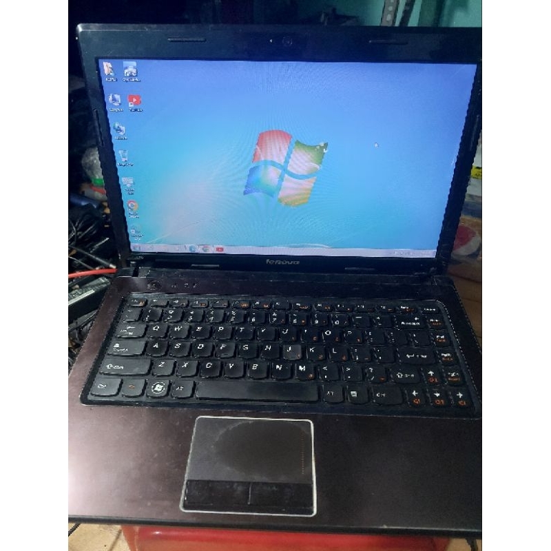 lap top lenovo g470 xài full pin cầm