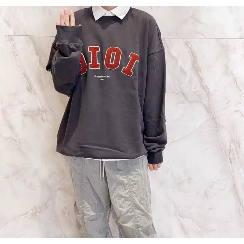 Áo sweater O!Oi brand Hàn giống Minji Newjeans