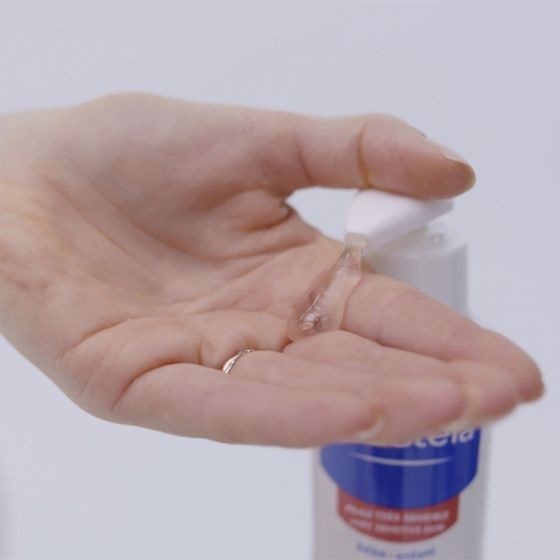 Combo sữa tắm gội và kem dưỡng da mặt và toàn thân Mustela dành cho da nhạy cảm 40ml/200ml/300ml