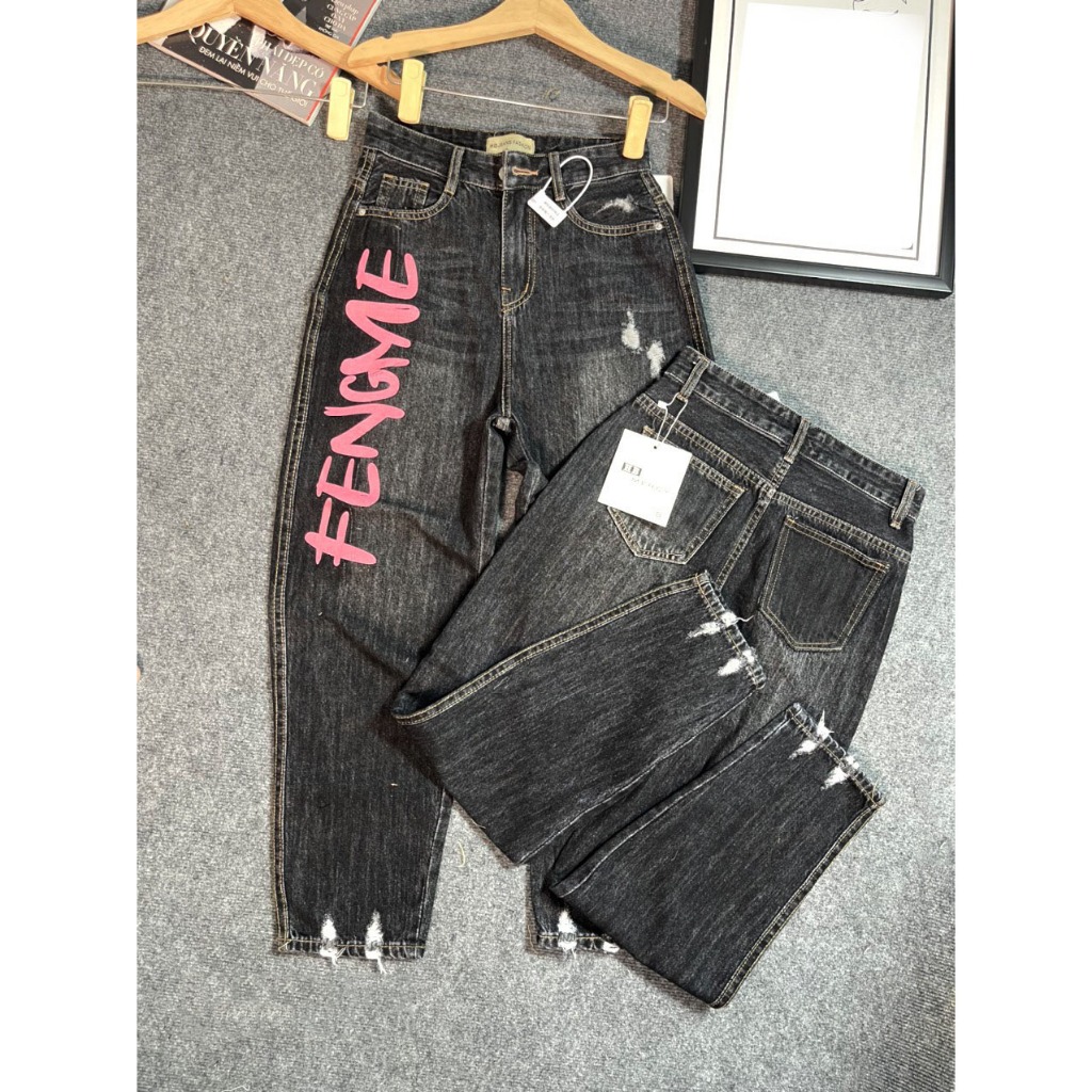 Quần jean baggy rách nữ in chữ hồng thời trang | A&JEAN STORE