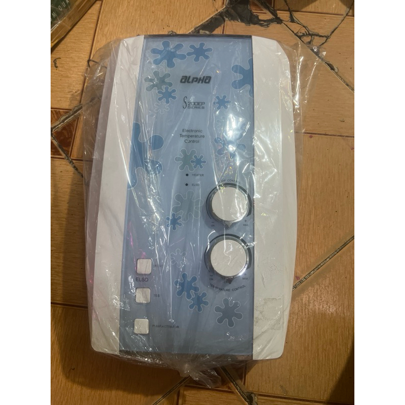 Máy tắm nước nóng trực tiếp có bơm trợ lực hãng alpha s200ep series