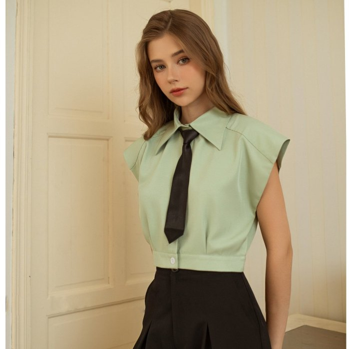 Áo croptop xanh đậu / đen / trắng NGADO