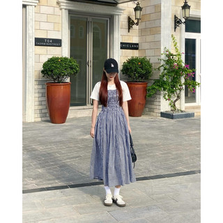 𝐒𝐭𝐞𝐥𝐥𝐚 𝐃𝐫𝐞𝐬𝐬 - Đầm caro cổ yếm khoe lưng