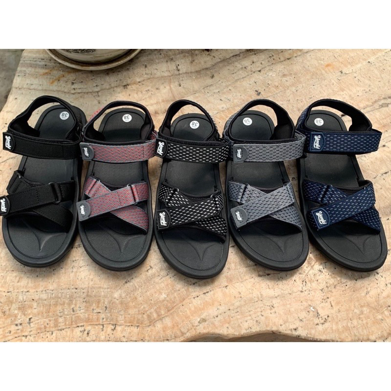 Giày sandal nam nữ Yanki quai xé dán YK301