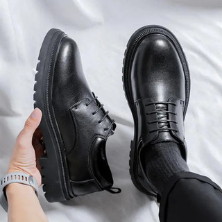 Giày boot nam cổ thấp joker đế tăng chiều cao màu đen sang trọng gn459