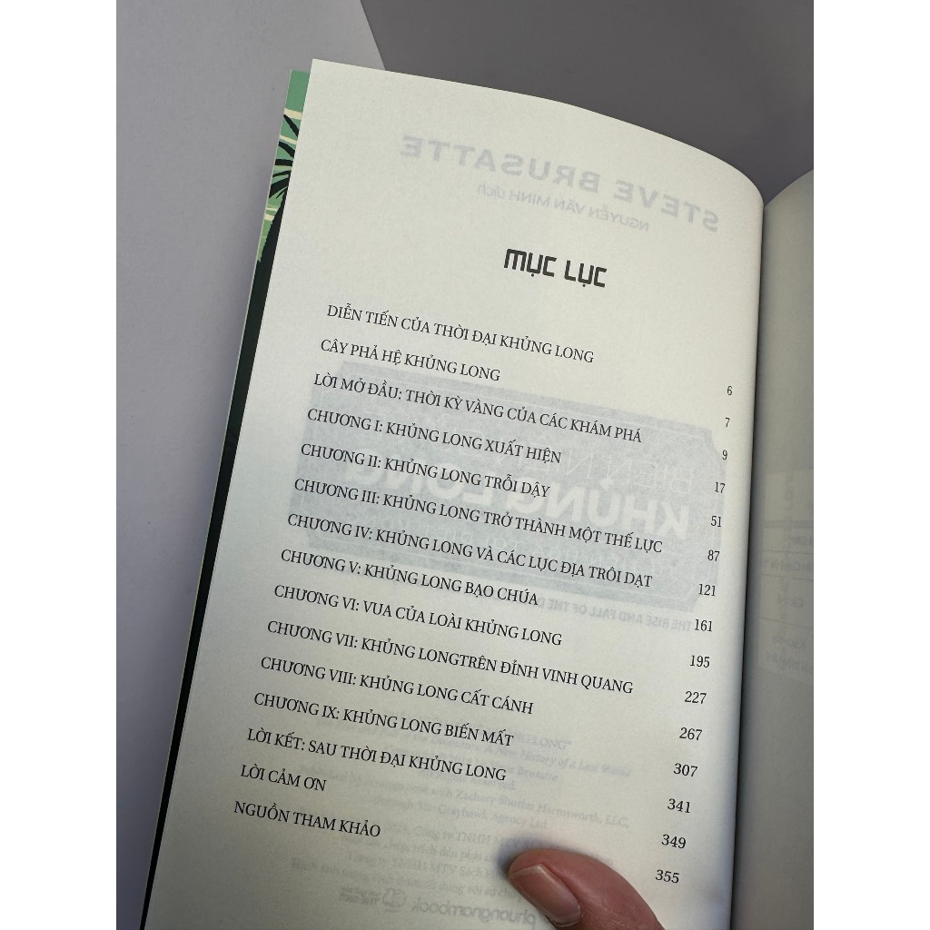 Sách_Biên niên sử về khủng long: Từ tiến hóa tới diệt vong - Steve Brusatte - Phương Nam Books