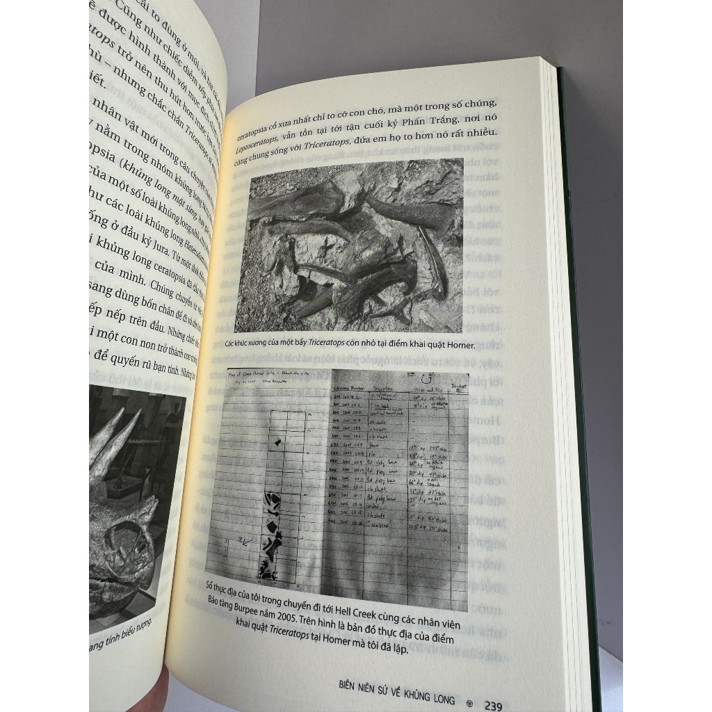 Sách_Biên niên sử về khủng long: Từ tiến hóa tới diệt vong - Steve Brusatte - Phương Nam Books