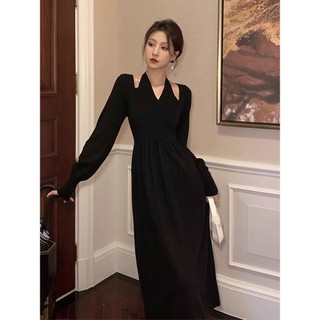(ORDER) Váy len dáng dài cổ giả yếm màu đen xòe dài sang chảnh style Hong Kong