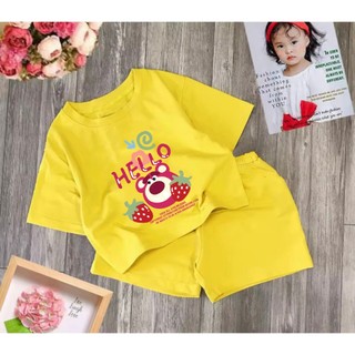Bộ đồ bé gái dễ thương in gấu dâu .BGL04.