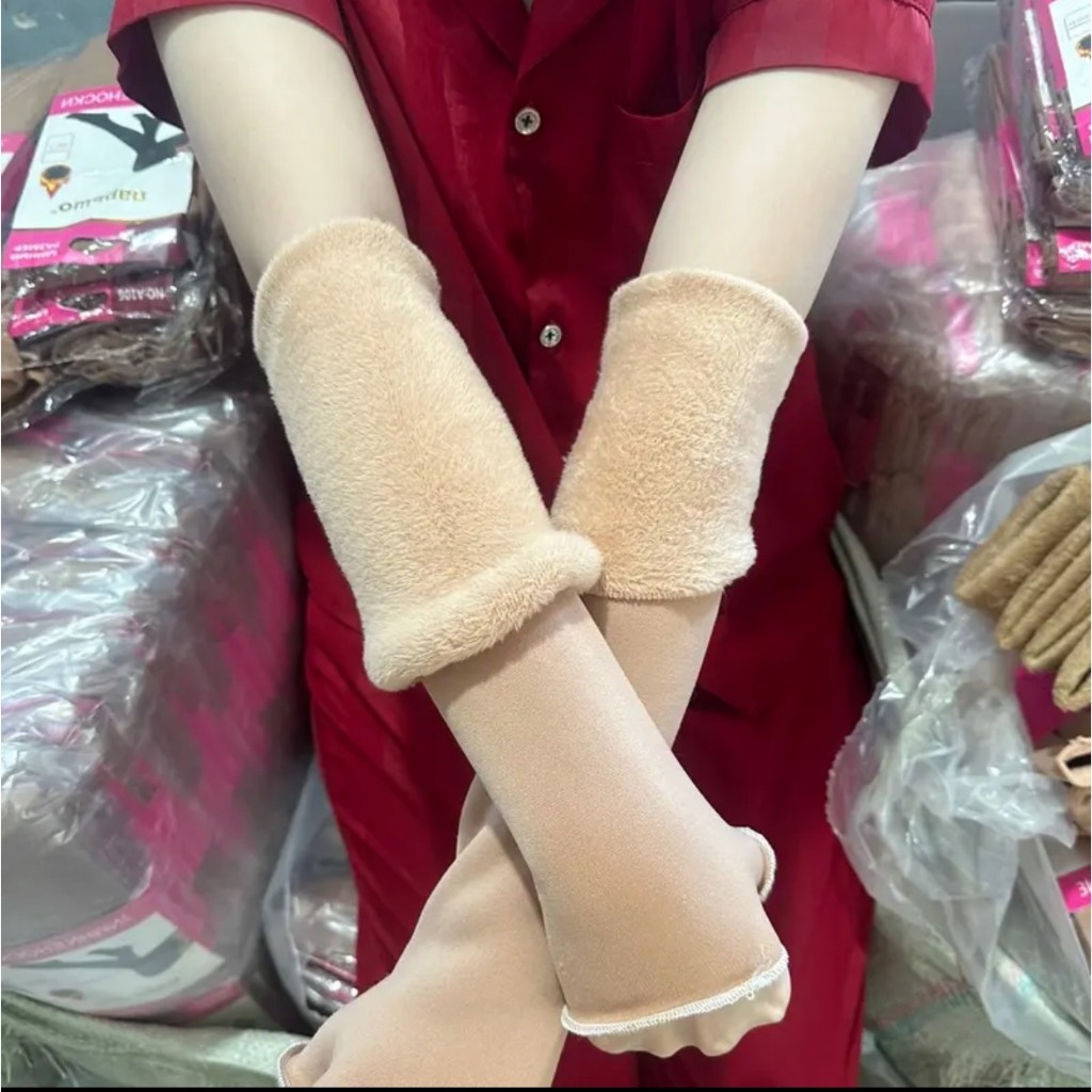 Ống tay lót lông nhung êm tay co giãn ủ kem chống nắng tốt mềm mịn , hàng loại 1 , có 3 màu da và nâu , đen