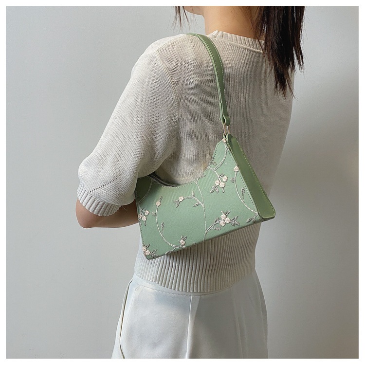 Túi Xách Nữ, Túi Kẹp Nách Họa Tiết Hoa Thêu Tay Đơn Giản Sang Trọng - BAG23