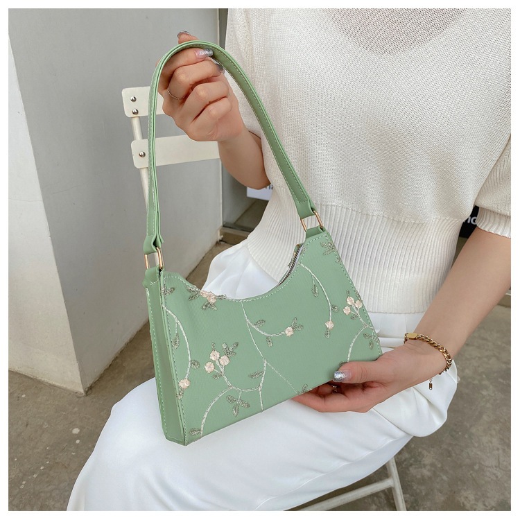 Túi Xách Nữ, Túi Kẹp Nách Họa Tiết Hoa Thêu Tay Đơn Giản Sang Trọng - BAG23