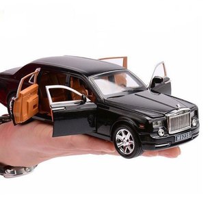 Mô hình xe Rolls-Royce Phantom tỉ lệ 1:24