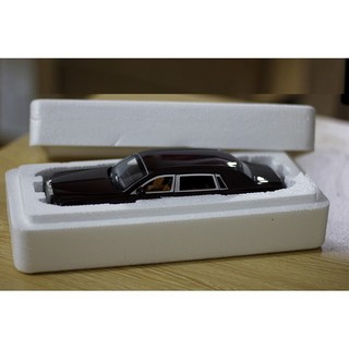 Mô hình xe Rolls-Royce Phantom tỉ lệ 1:24