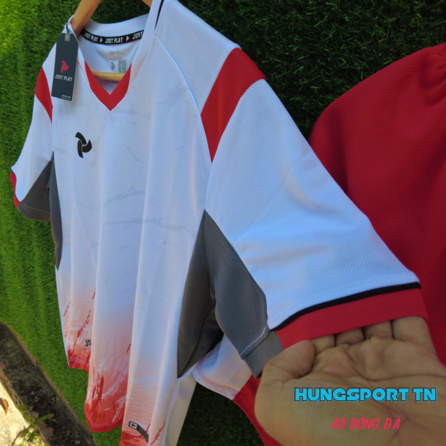 Just Play JSX trắng đỏ, quần áo bóng đá thiết kế, đồ đá banh không logo, in áo bóng đá theo yêu cầu, HUNGSPORT TN