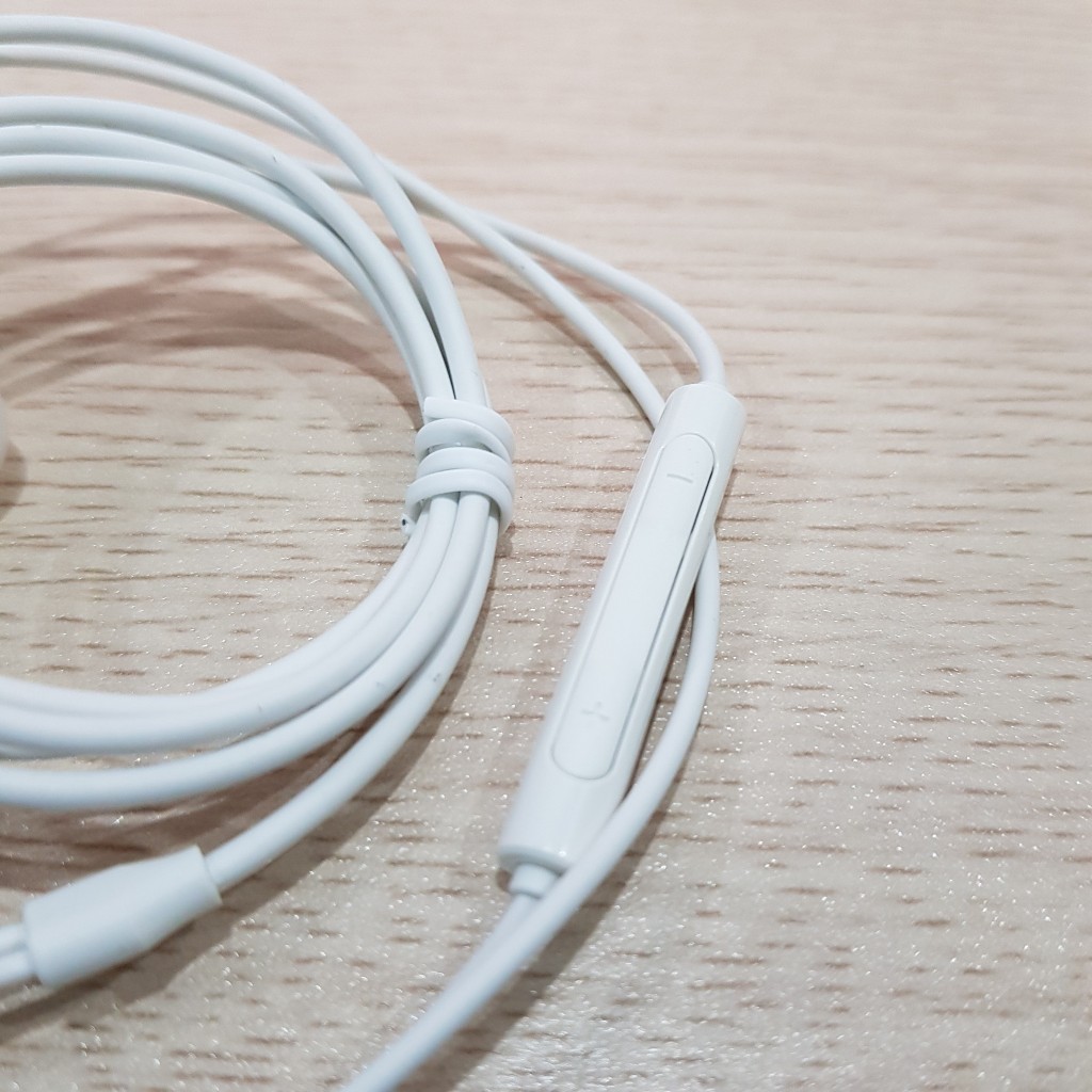 Tai nghe Huawei AKG H300, có mic, chân cắm 3.5mm, âm cực ngọt ngào