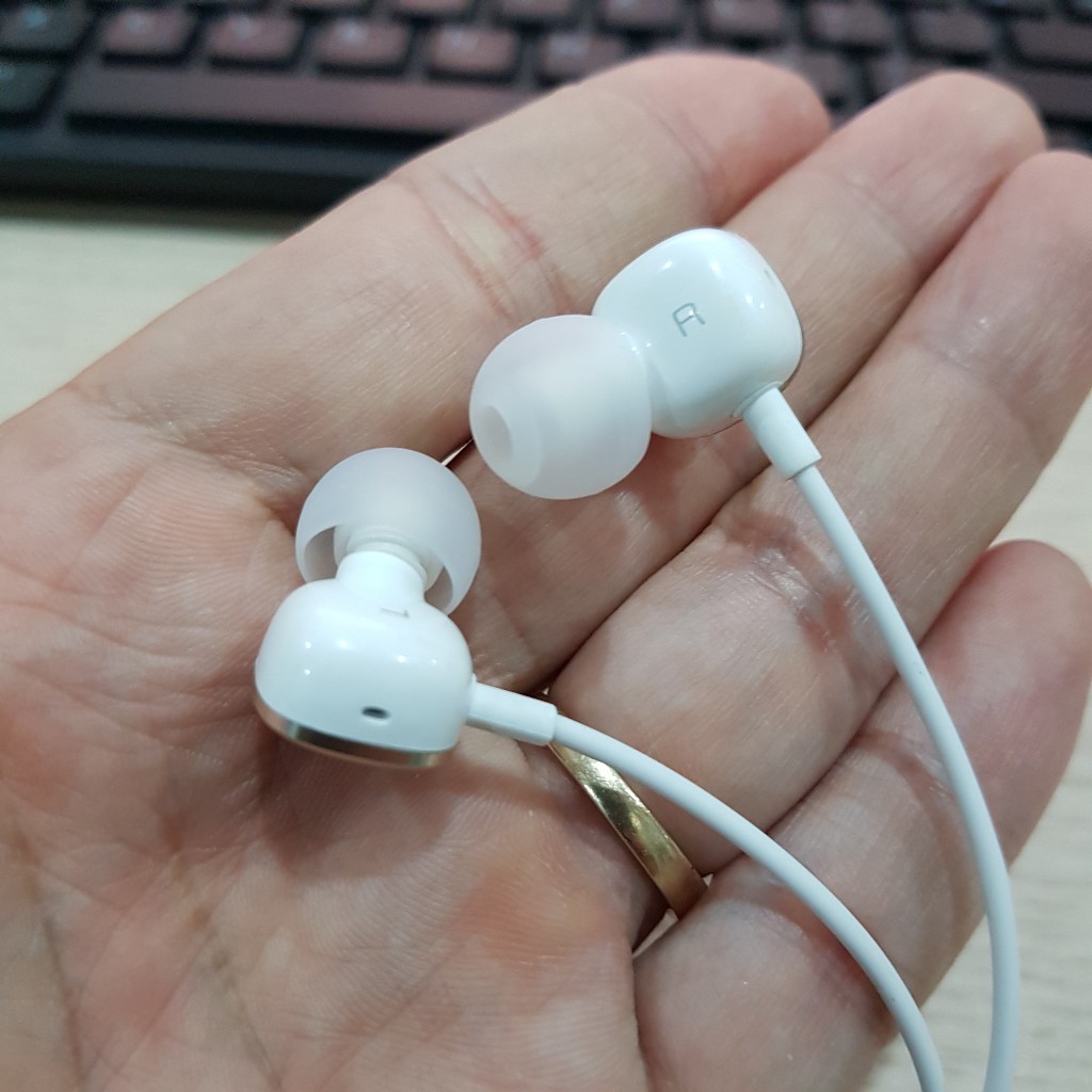 Tai nghe Huawei AKG H300, có mic, chân cắm 3.5mm, âm cực ngọt ngào