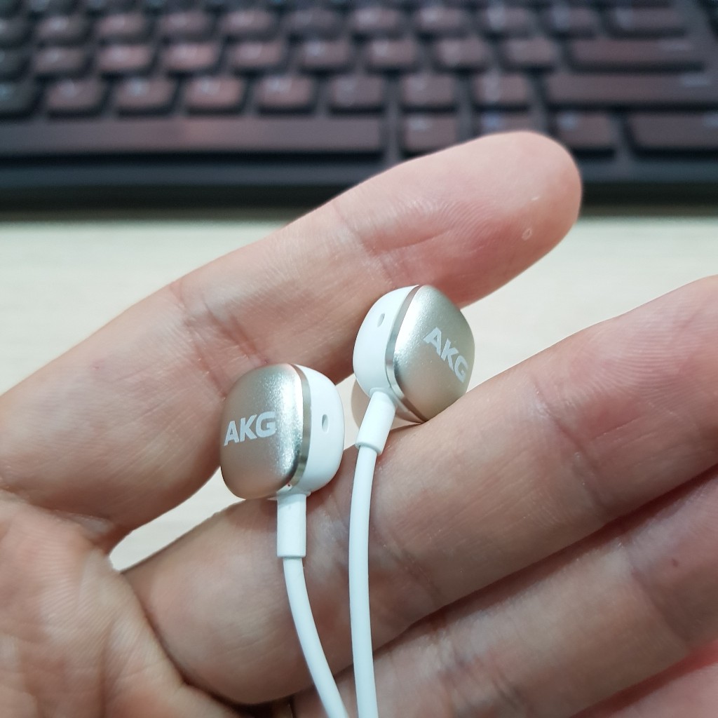 Tai nghe Huawei AKG H300, có mic, chân cắm 3.5mm, âm cực ngọt ngào