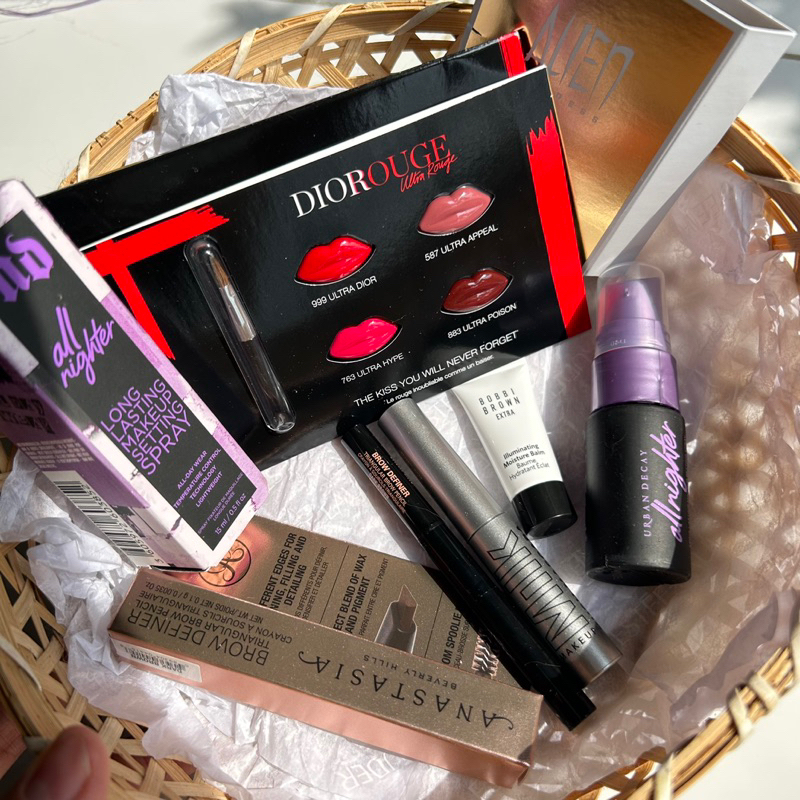 Set trang điểm mini